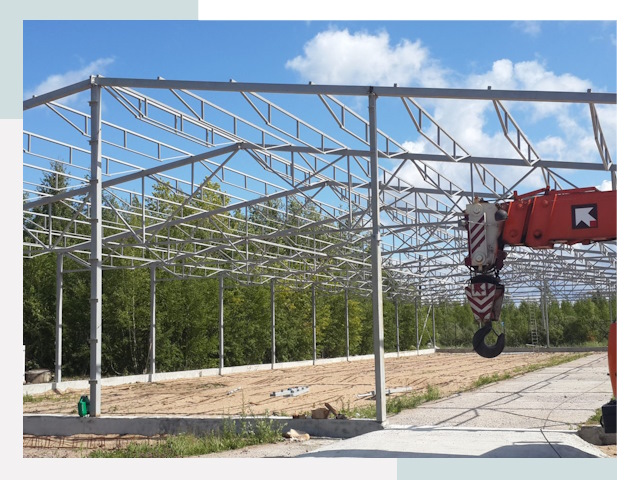 Строительство конюшен в Кореновск от 622 руб. под ключ