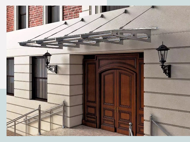 Металлические козырьки от 622 руб. в Кореновске